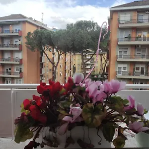 Apartment Cinthia's House, Rome